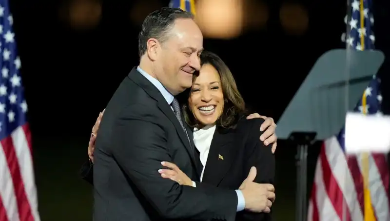 Trump’tan Şok Karar: Kamala Harris'in Eşini Görevden Aldı!