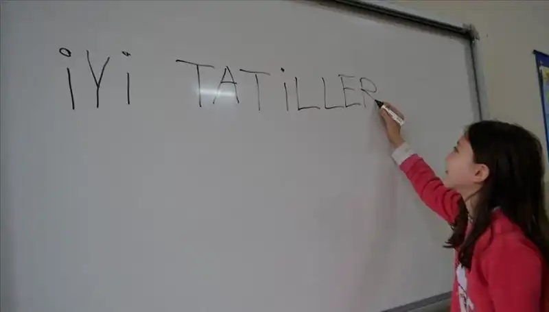Türkiye'de 20 Milyon Öğrenci İçin Yaz Tatili Başlangıcı 20 Haziran'da!