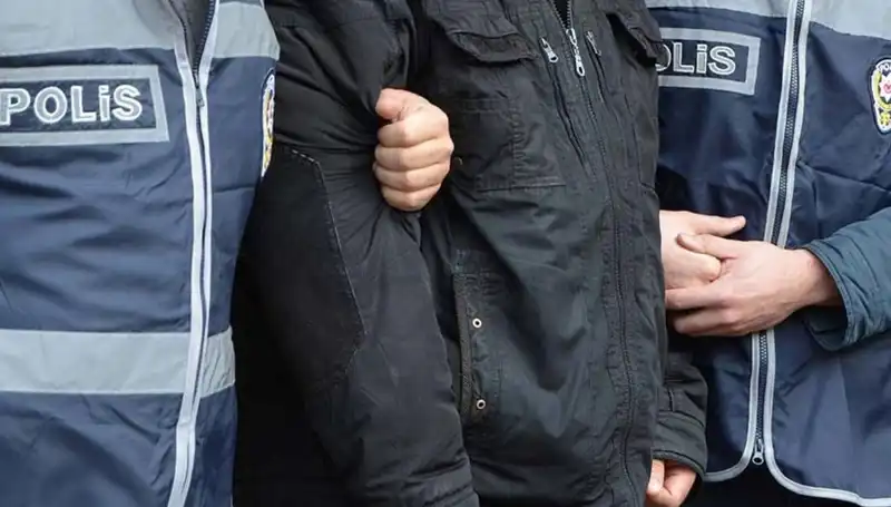 Bursa'da Kaçak Sigara Üreten Suç Şebekesine Büyük Darbe