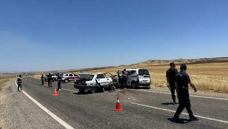 Adıyaman'da Trafik Faciası: 4 Kişi Can Verdi