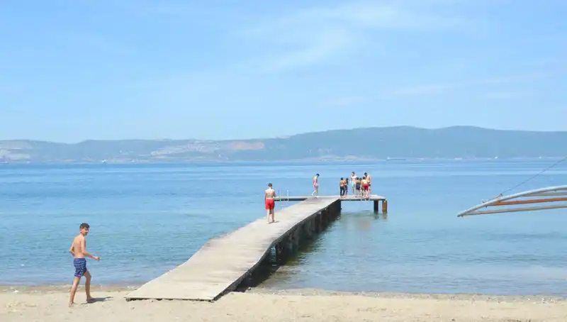 Sıcak Hava Dalga Dalga Gelirken Plajlar Dolup Taşıyor