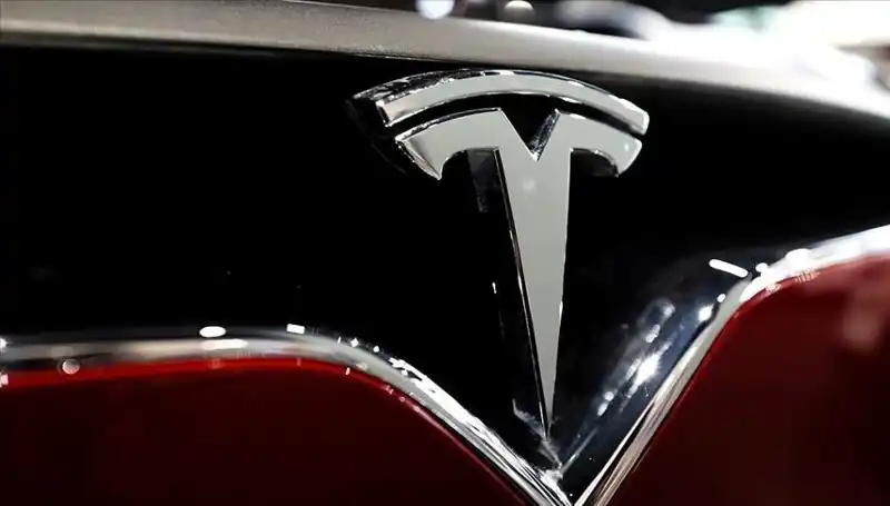 Tesla'da Ucuz Model Tartışmaları Sürüyor: HW3 Sahipleri FSD'yi Ne Zaman Bekleyecek?