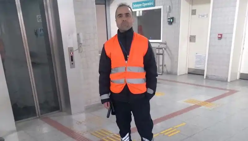 Trende Sigara İçen Yolcu Güvenlik Görevlisini Katletti!