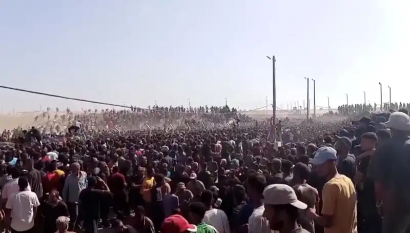 İsrail, Filistinlilere Yapılan İnsani Yardıma Saldırdı: 30 Kişi Hayatını Kaybetti
