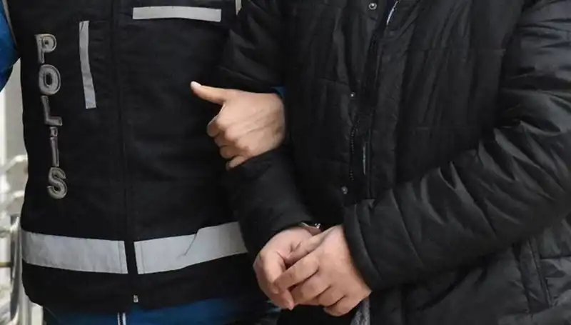 Emniyet ve TSK'da Şok FETÖ Operasyonu: Çok Sayıda Gözaltı