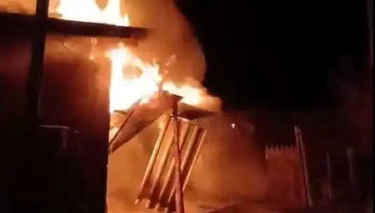 Karabük'te İki Evin Alev Alev Yandığı Olayda Neler Yaşandı?