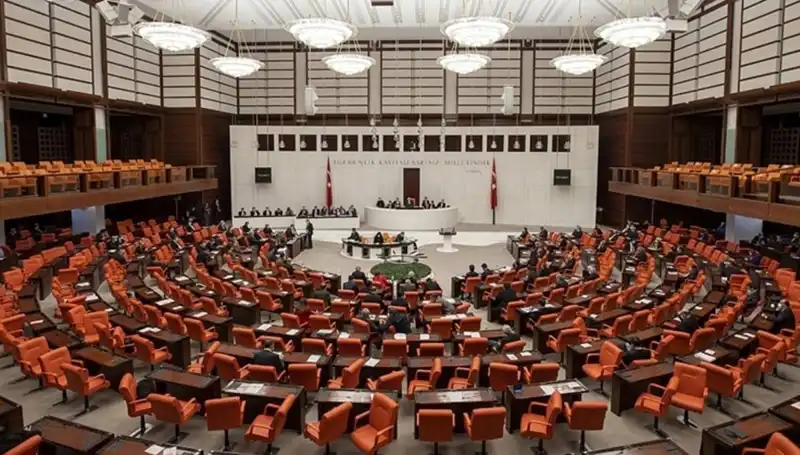 Meclis'te Gıda Zehirlenmesi İddialarına Resmi Yanıt Geldi: İdare Amiri Açıklamada Bulundu