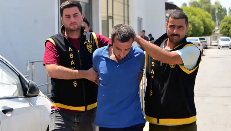 Para Vermeyen Annesini Sopayla Döverek Katleden Oğlu Şok Etti
