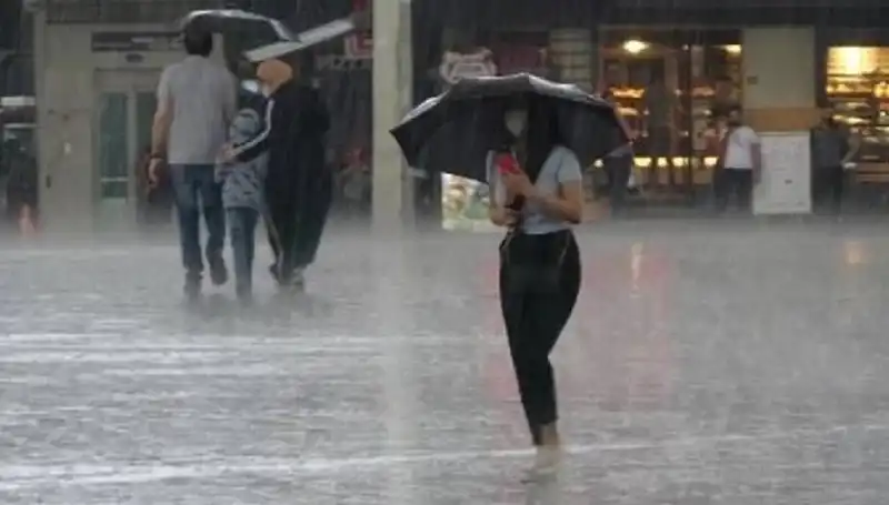 Marmara Bölgesi'nde Serin Hava ve Yağış Beklentisi: Önlemlerinizi Alın!