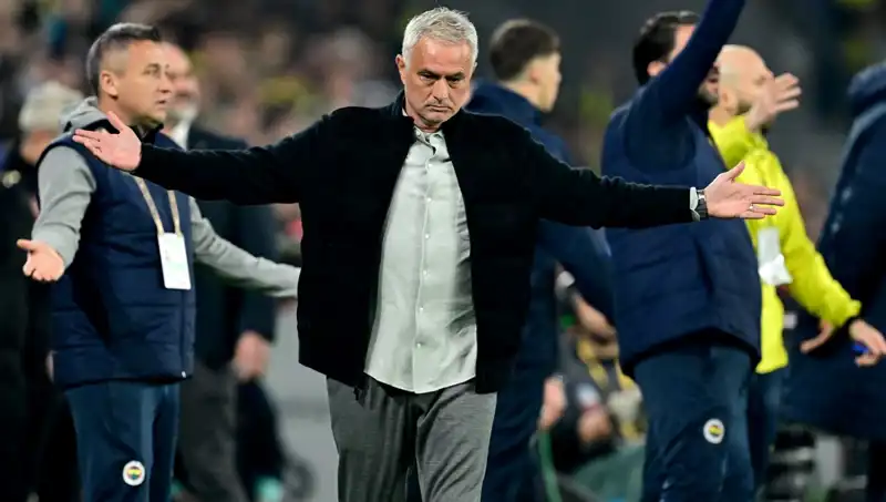 Mourinho'nun Antrenörlük Tarzı: Neden Moda Değişiyor?