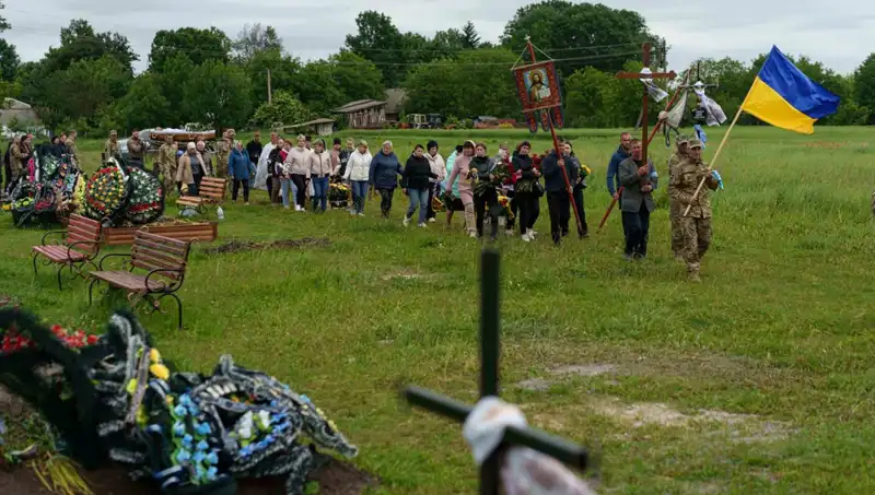 Ukrayna'da Savaşan İngiliz Askerin Trajik Ölümü: Uluslararası Tepkiler Ne Olacak?