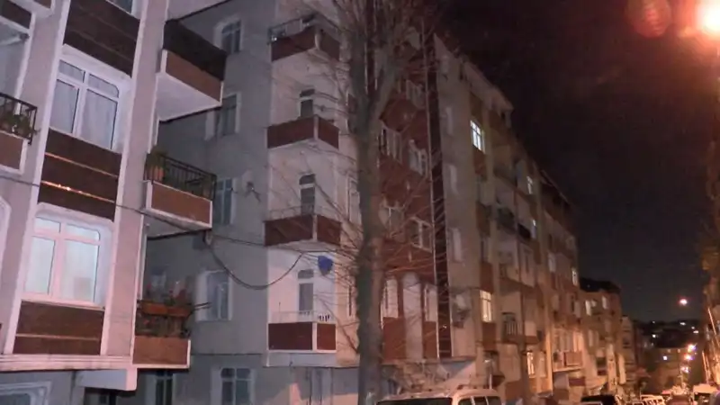 Altı Katlı Apartmanda Olay: Kolonlardan Gelen Sesle Panik Yaşandı