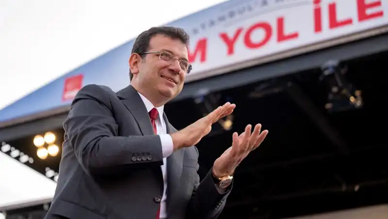 Ekrem İmamoğlu'ndan Şaşırtan Adaylık Açıklaması: Destekleyici Olmaya Hazırım