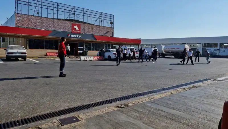 İki Ailenin Omuz Atma Kavgası, Akaryakıt İstasyonunu Savaş Alanına Çevirdi
