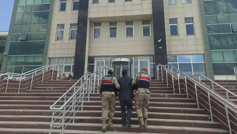 Saklandığı Yerde Yakalanan Aranan Şahısın Hikayesi