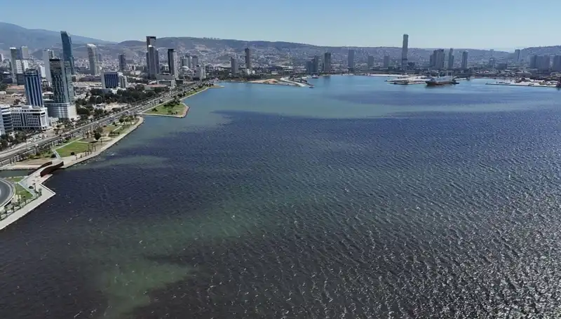 İzmir Körfezi’ndeki Kötü Koku: Son İki Günde Etkisi Artıyor