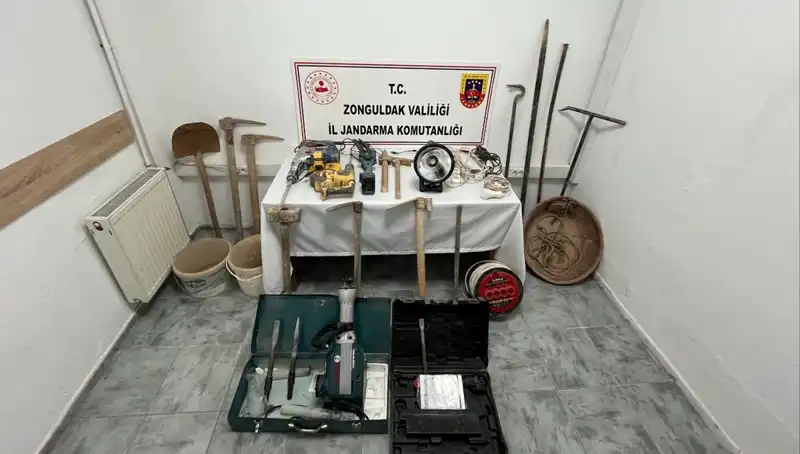 Çaycuma'da Kaçak Kazı Operasyonu: 5 Kişi Gözaltına Alındı