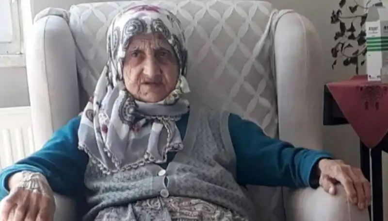 Otomobilin Çarptığı Yaşlı Kadın Hayatını Kaybetti: Olayın Detayları Ortaya Çıktı