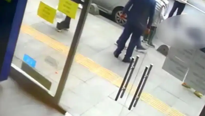 Esenler'de Şok Kazada Hafriyat Kamyonu 2 Kişiyi Ezdi