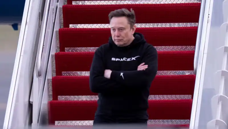 Musk'ın Avukatlarından Şaşırtan Savunma: "Bilgisayar Kullanmadığını İddia Etti"