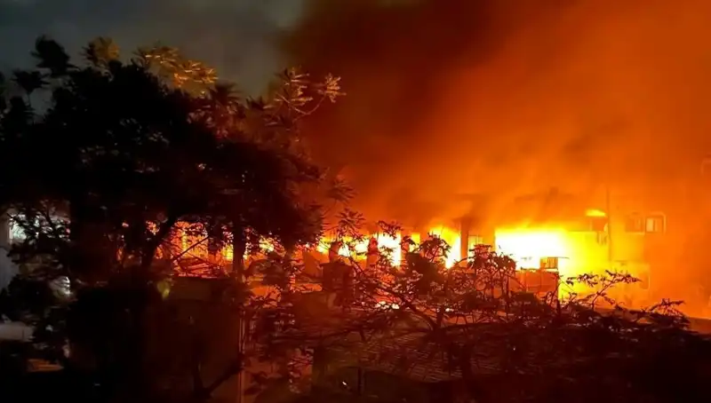 Gazze'de Siviller Hedef Alındı: 37 Kişi Hayatını Kaybetti