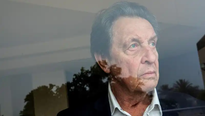 Elon Musk'ın Babası, Kızının Çocukken Karşılaştığı Korkunç Olayları Açıkladı