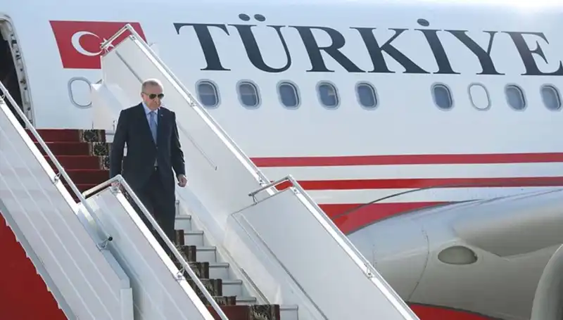 Cumhurbaşkanı Erdoğan, İtalya Turu Sonrası Türkiye'ye Döndü