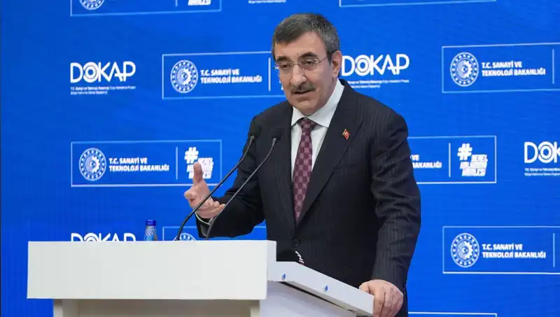 Cevdet Yılmaz'dan Ekonomiye Yönelik Kritik Mesajlar: Enflasyonu Düşürmek Öncelikli Hedefimiz
