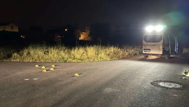 Bursa’da Silahlı Kavga: İki Yaralı, Olay Anı Gözler Önünde Gerçekleşti