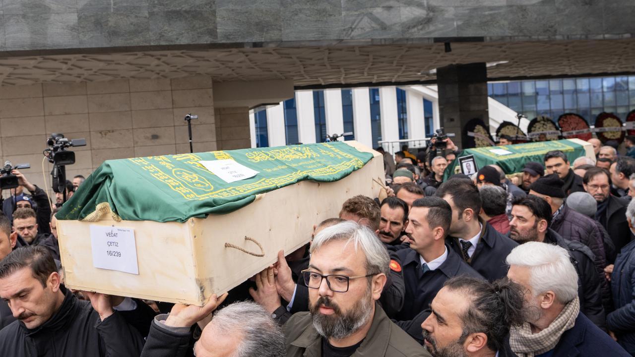 Bolu'daki Faciada Kaybettiklerimiz Toprağa Veriliyor