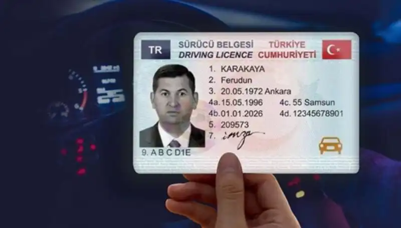 Eski Sürücü Belgesi Olanlar Dikkat! Yenileme Tarihleri Hızla Yaklaşıyor