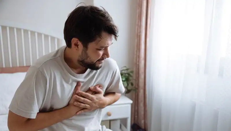 Sabahları Dikkat! Kalp Hastalığına İşaret Edebilecek 5 Belirti